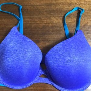 Victoria’s Secret perfect shape 32D bra